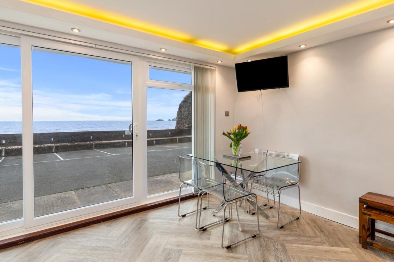 Pleasant View - Direct Beach Access, Sea Views And Parking ซอนเดอร์สฟุต ภายนอก รูปภาพ