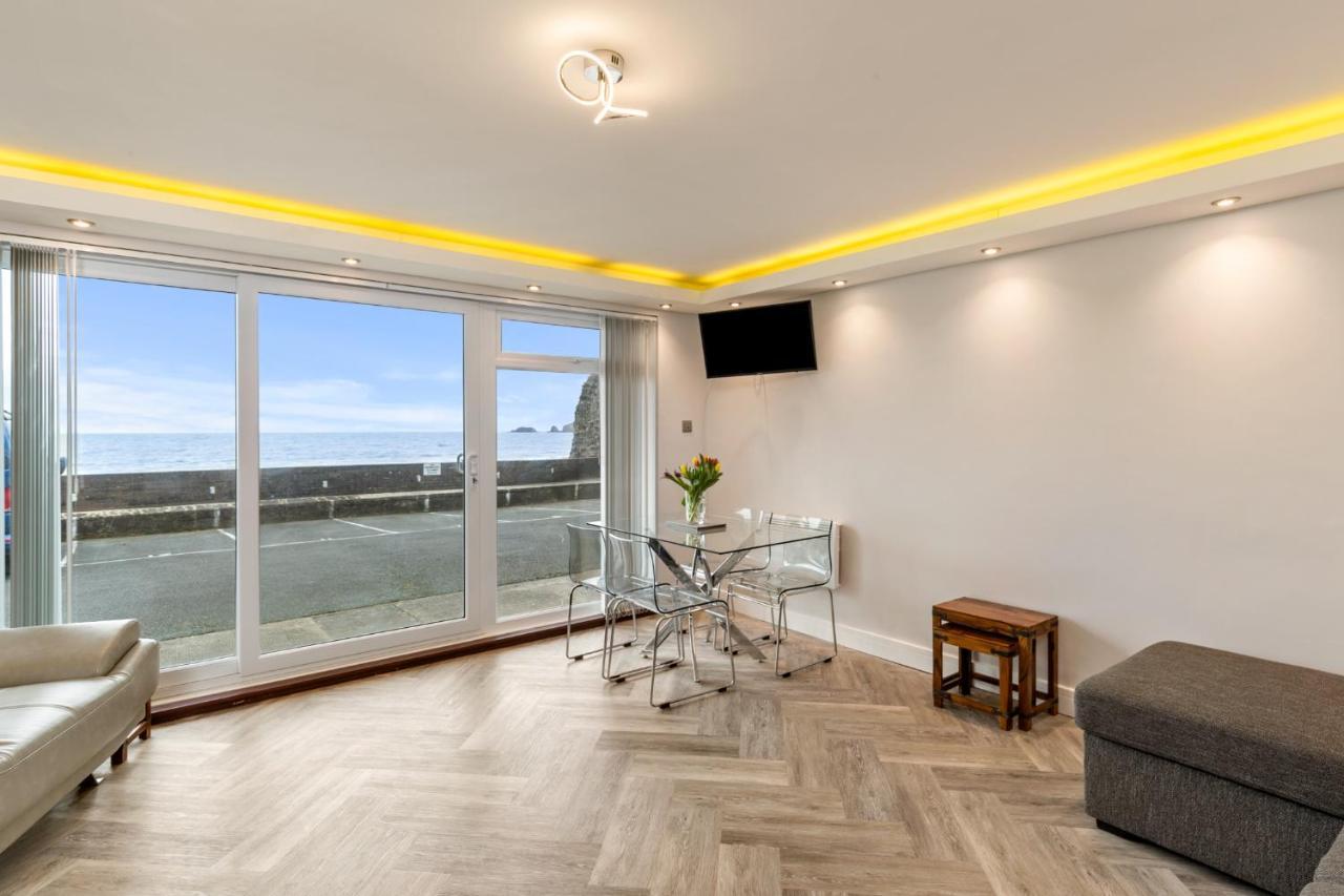 Pleasant View - Direct Beach Access, Sea Views And Parking ซอนเดอร์สฟุต ภายนอก รูปภาพ